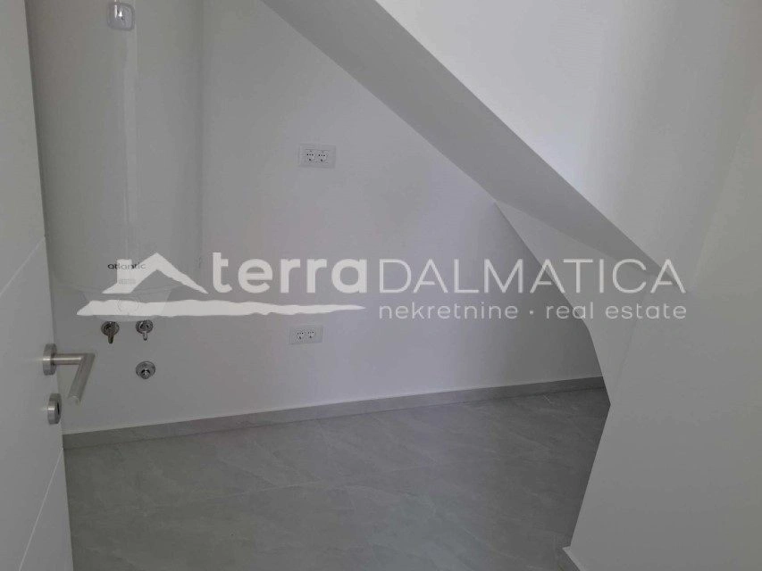 Wohnung Erdgeschoss + 1. Stock, 115 m² - ruhige Lage Vodice, Neubau mit Top-Ausstattung