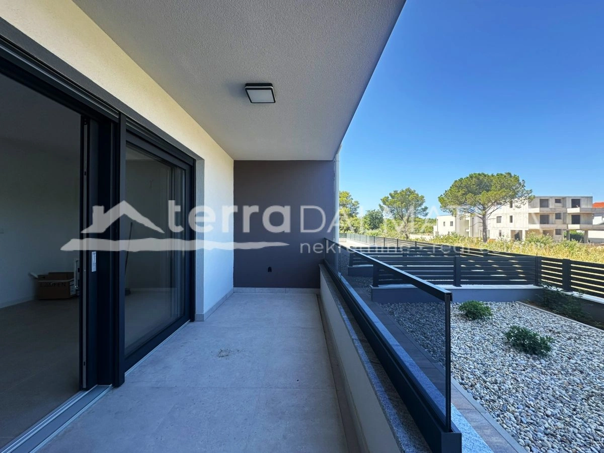 Traumwohnung in Biograd – Erdgeschoss, privater Garten 121 m², 2 Parkplätze!