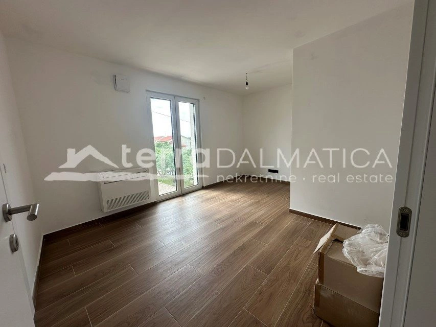 Jezera, Zwei-Etagen-Wohnung mit Meerblick