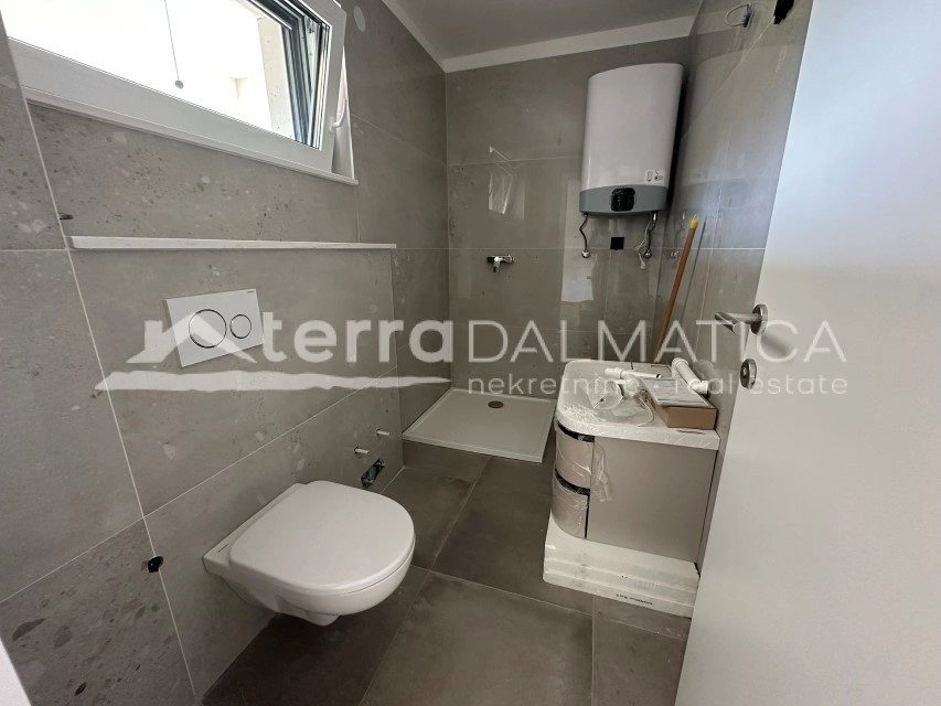 Jezera, Zwei-Etagen-Wohnung mit Meerblick