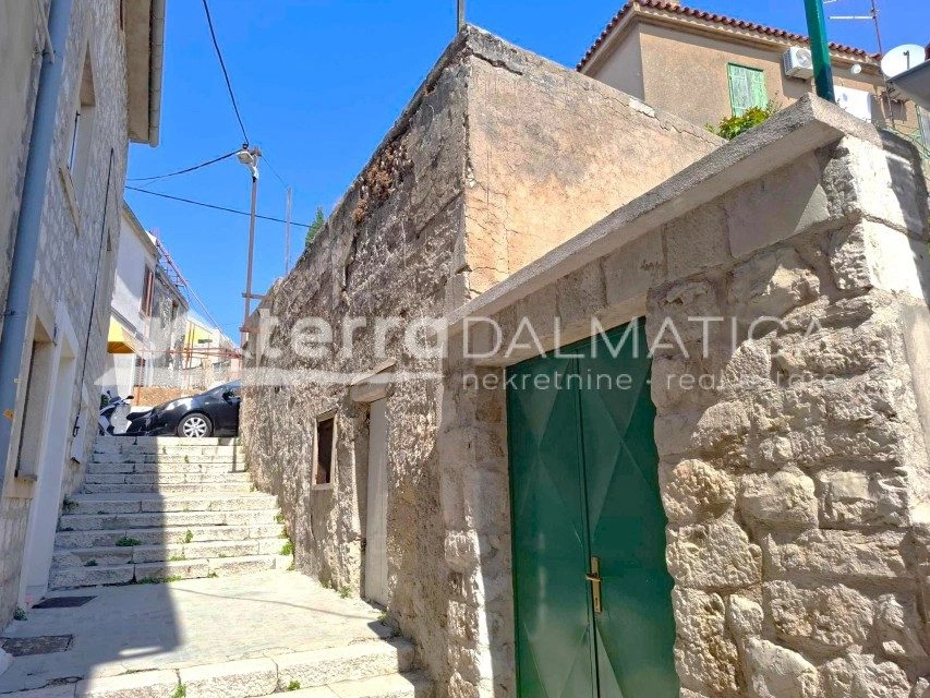 Immobilie mit Potenzial in der Altstadt von Šibenik