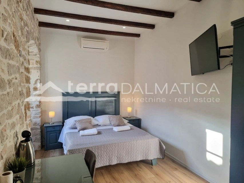 Charmante Wohnung in der Altstadt von Šibenik mit aktiver Mietgenehmigung