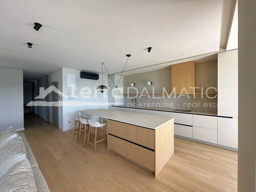 Eine besondere Geschichte in Žaborić – eine Wohnung, in der das Meer Ihr Mitbewohner wird