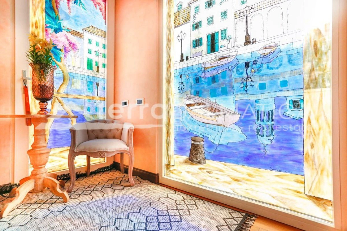 Arcydzieło luksusu na wyspie Ciovo – willa o powierzchni 980 m² w pierwszym rzędzie od morza