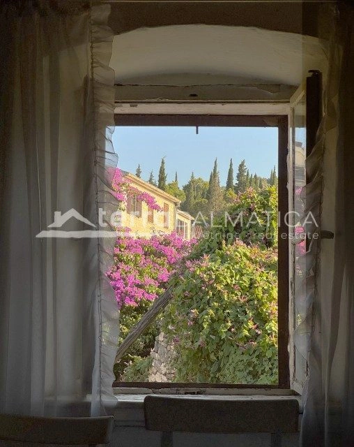 Zabytkowy kamienny dom na wyspie Brač – wyjątkowa okazja inwestycyjna