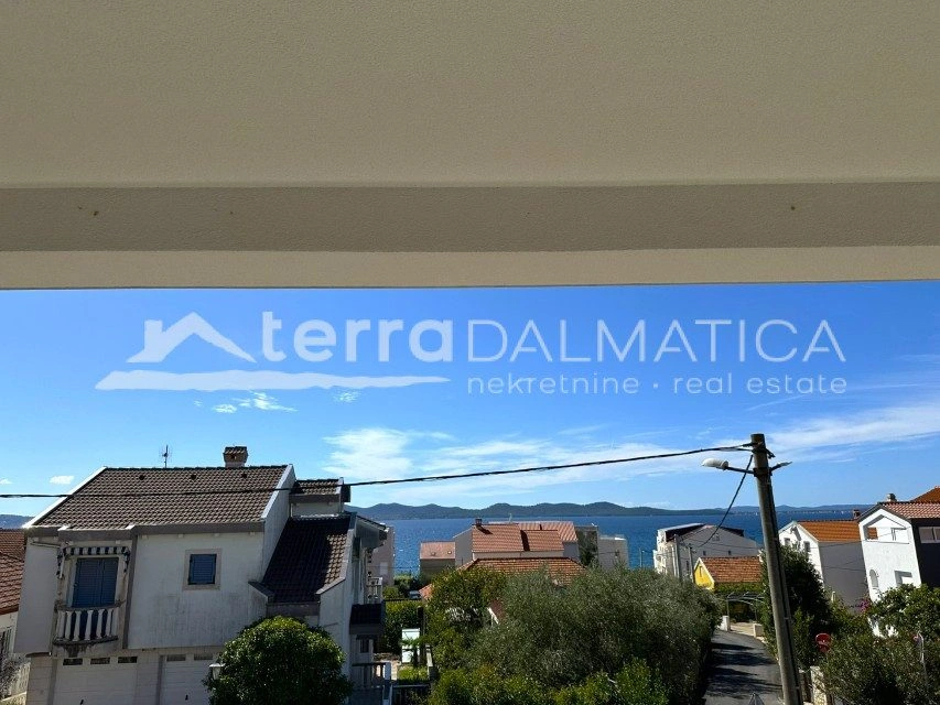 Zadar, Diklo - geräumige Wohnung mit Meerblick