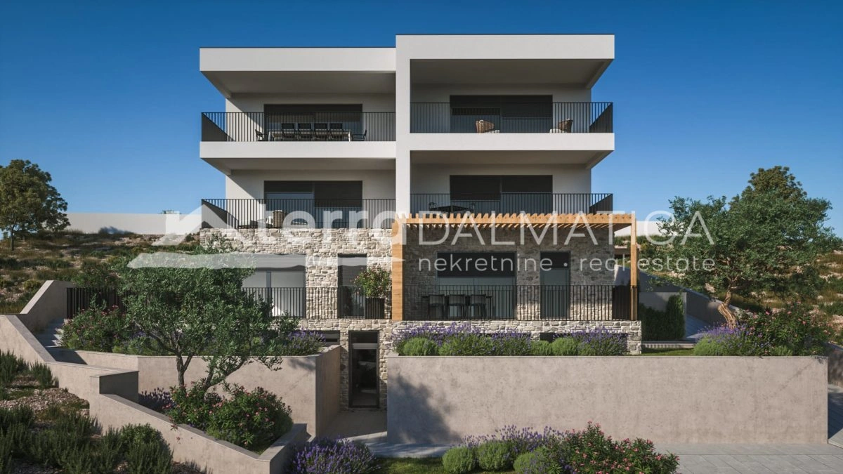 Apartmán s terasou a výhledem na moře, 130 m od pláže — Žaborić