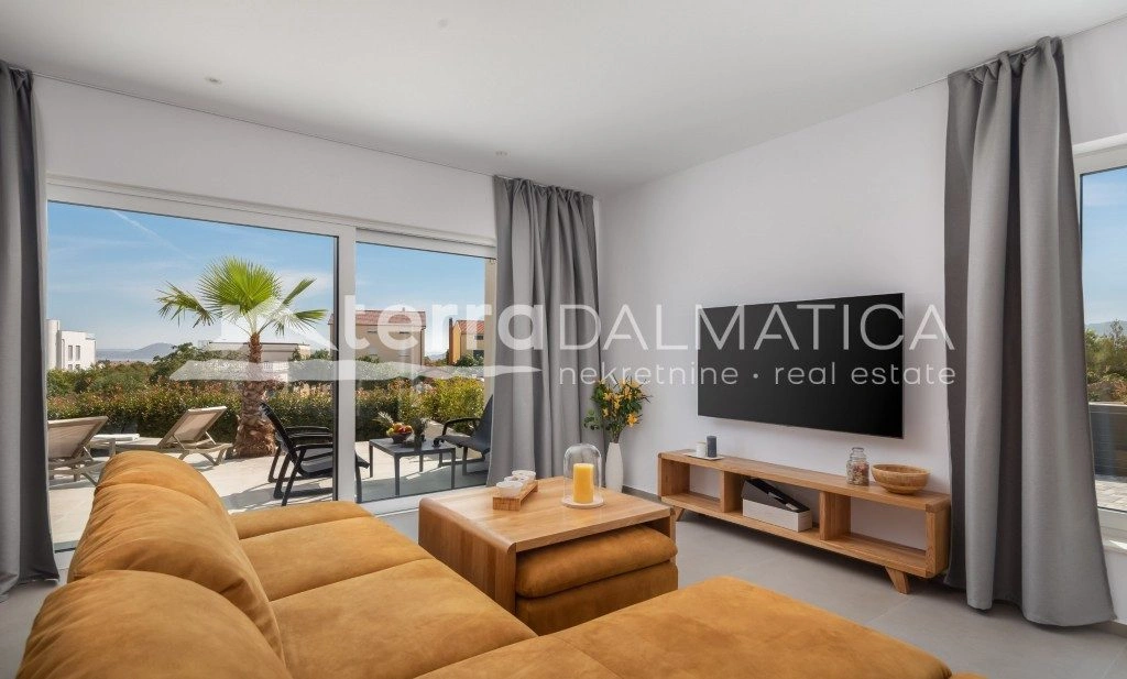 Traumvilla in Vodice – moderner Luxus nur wenige Schritte vom Meer entfernt