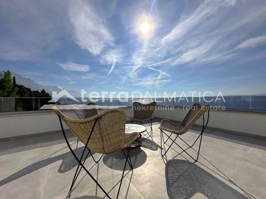 Das Meer unter Ihrem Fenster – eine luxuriöse Villa mit Swimmingpool in Dalmatien