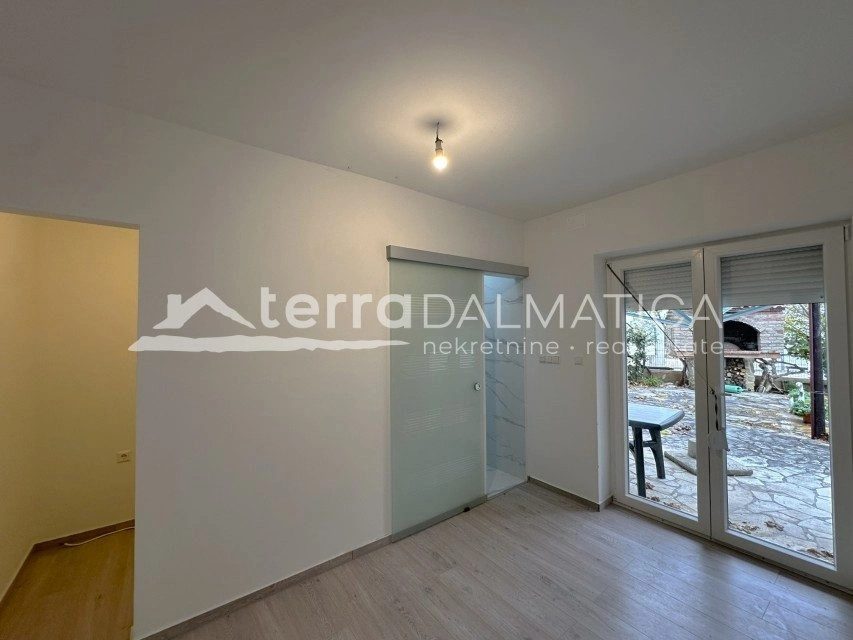 Wohnung 107,69 m² mit großem Garten und Terrasse – Srima