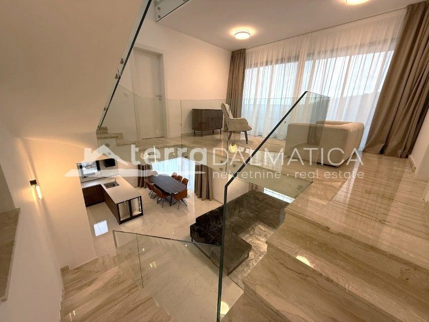 Umgebung von Rogoznica, Luxusvilla mit Infinity-Pool, 100 m vom Meer entfernt