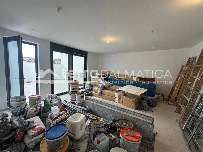 Apartmán v Brodarici - novostavba, terasa, 55 m od moře