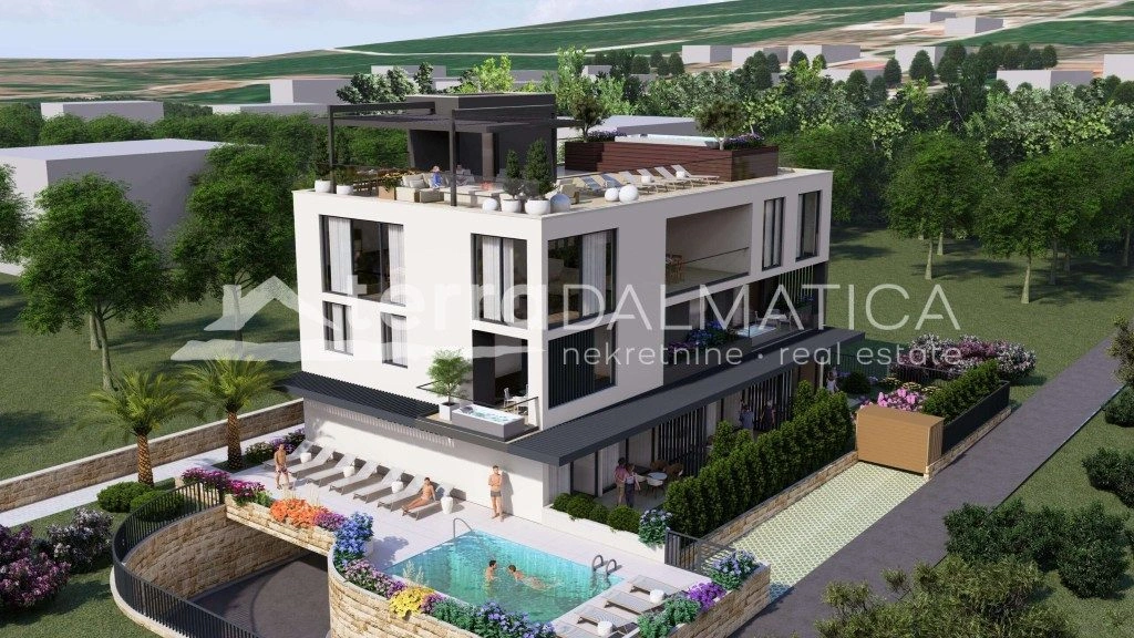 Luxuriöses Apartment mit vier Schlafzimmern, Dachterrasse und Panoramablick – Sukošan