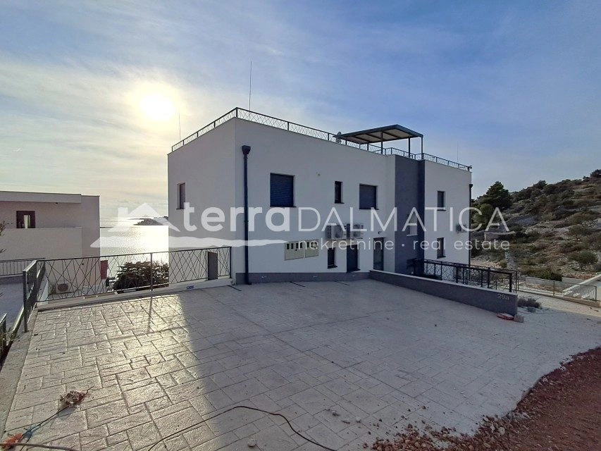 Apartament z pięknym widokiem na morze, drugi rząd – Sevid