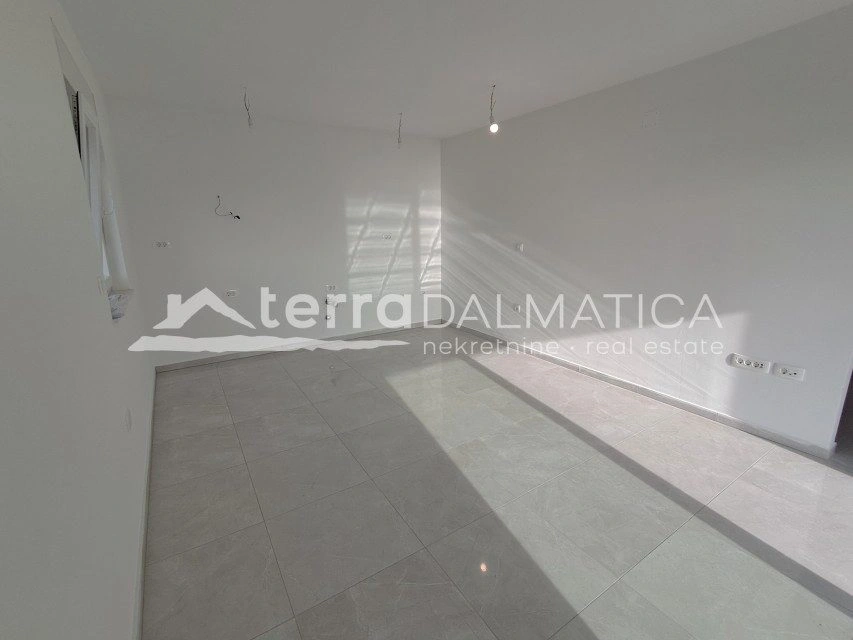 Apartament z dużym tarasem i widokiem na morze i wyspy – Sevid