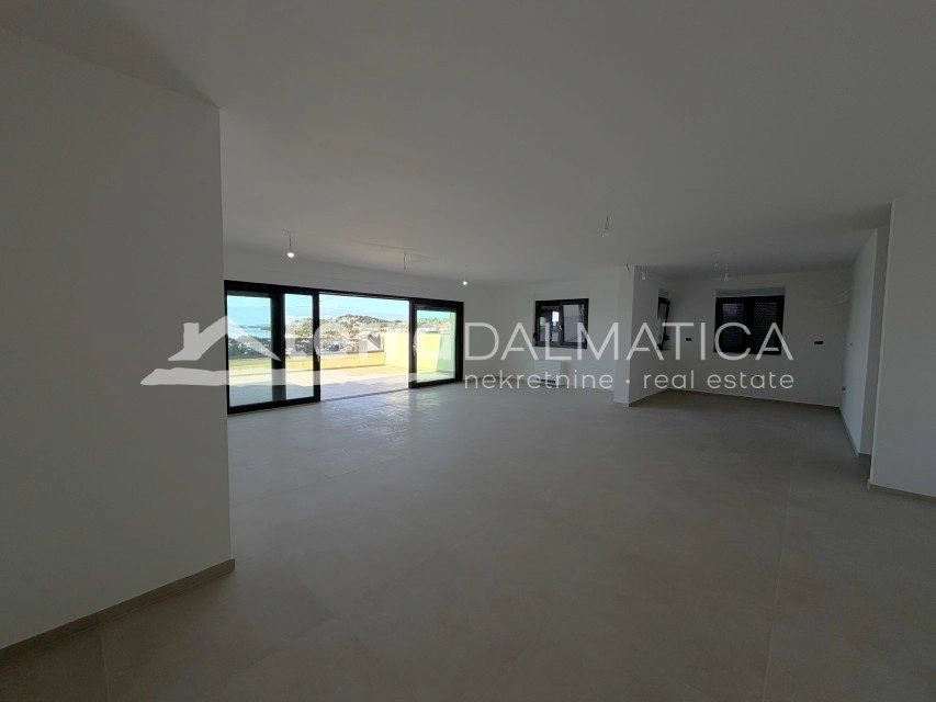 Žaborić, penthouse z pięknym widokiem na morze