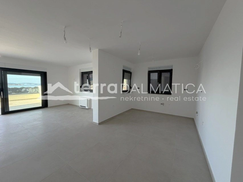 Žaborić, penthouse z pięknym widokiem na morze