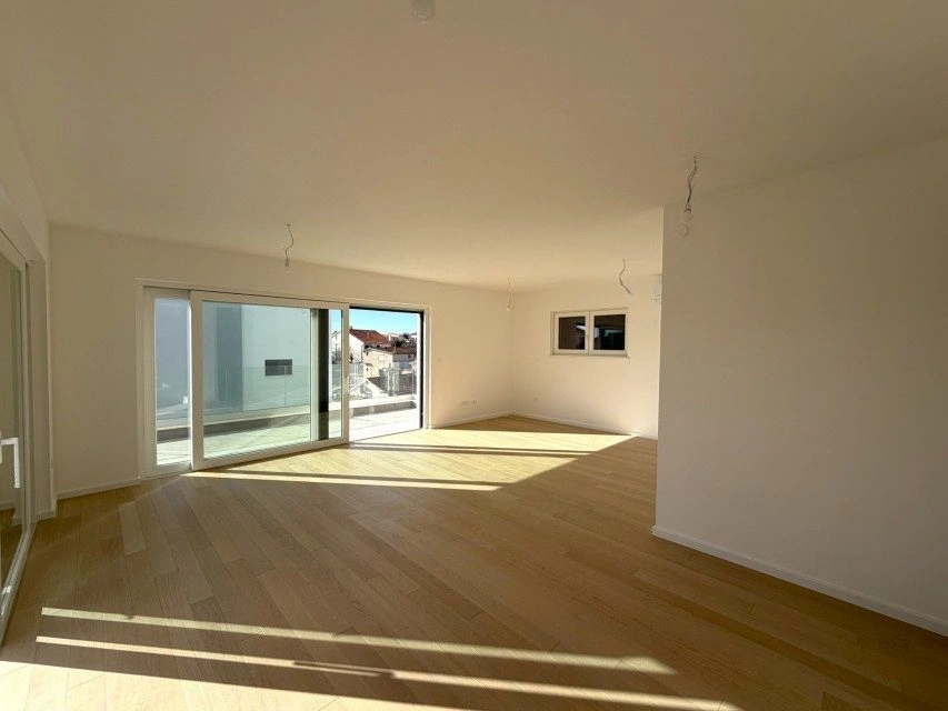 Penthouse, Vodice – 114 m² große Dachterrasse, Aufzug, 200 m vom Zentrum entfernt