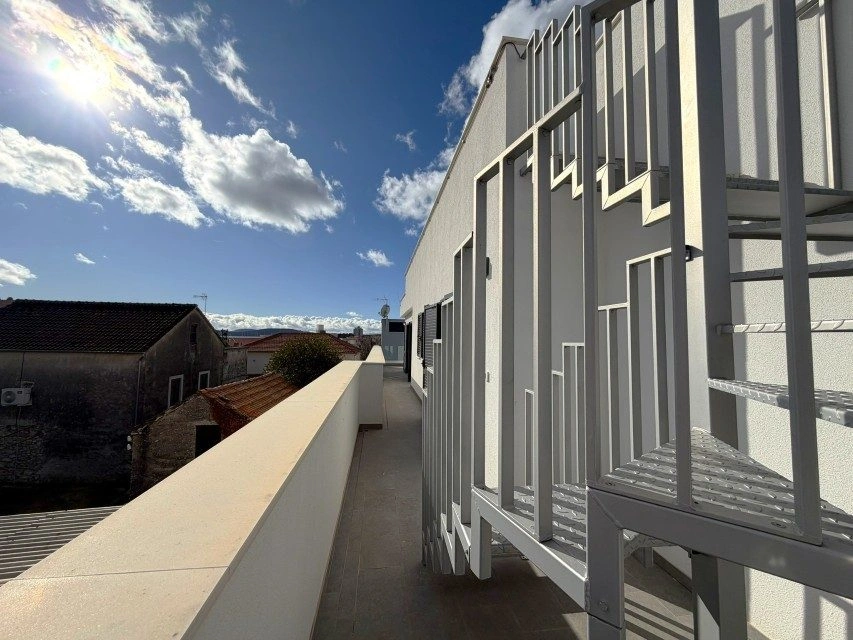 Penthouse, Vodice – 114 m² große Dachterrasse, Aufzug, 200 m vom Zentrum entfernt