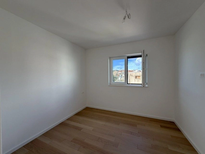 Penthouse, Vodice – 114 m² große Dachterrasse, Aufzug, 200 m vom Zentrum entfernt