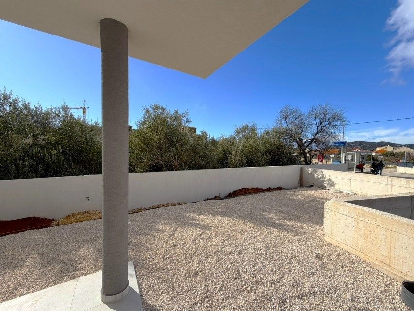 Schöne Wohnung in Tribunj zu verkaufen – ideal zum Wohnen oder für den Urlaub