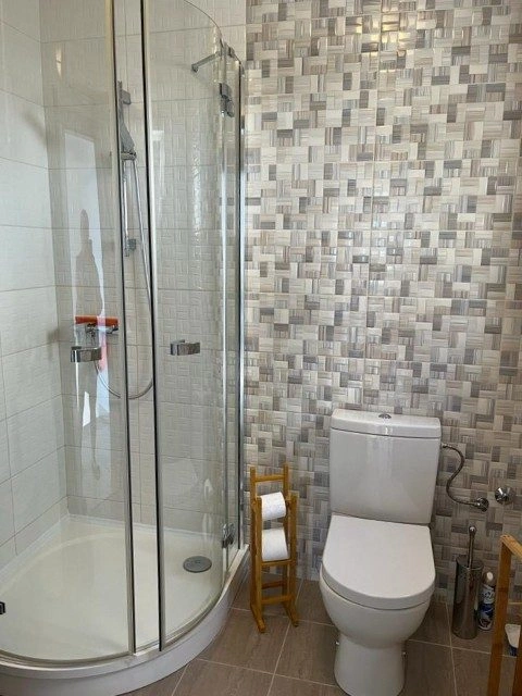 Villa Trogir mit Swimmingpool, 50 m vom Meer entfernt