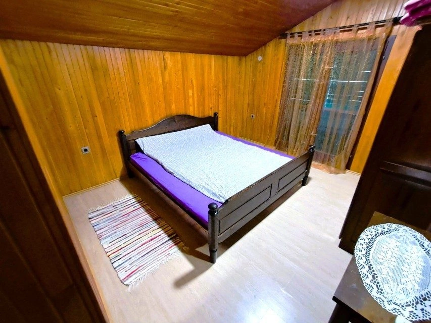 Haus zum Verkauf in ruhiger Lage in Tribunj