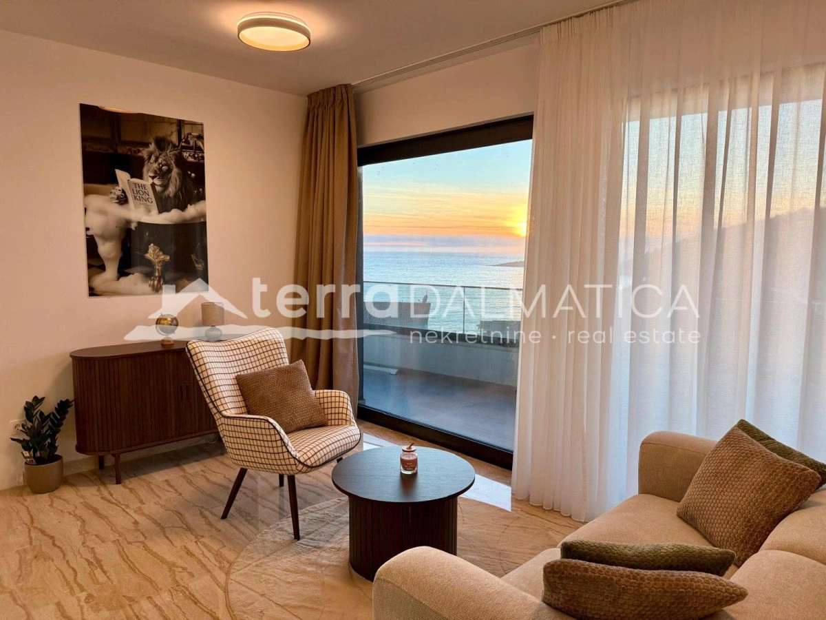 Umgebung von Rogoznica, Luxusvilla mit Infinity-Pool, 100 m vom Meer entfernt