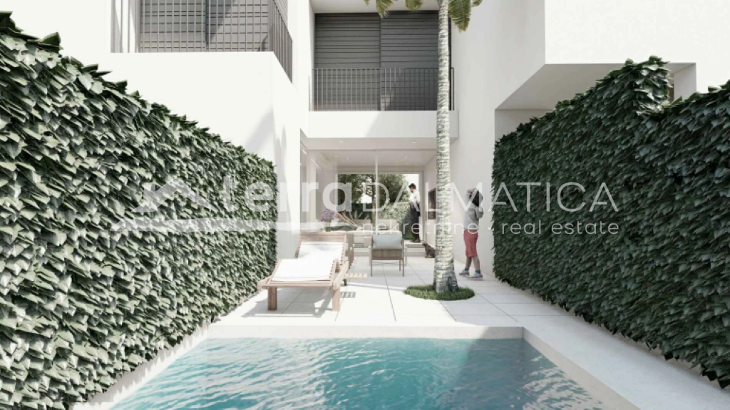 Attraktive Villa in Tribunj – mit Swimmingpool und Garten