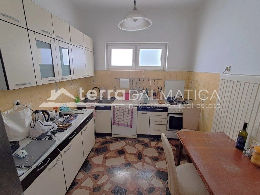 Haus, Šibenik – zentrumsnah, großer Garten