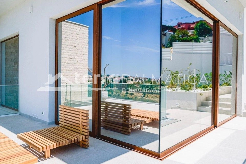 Luxusvilla in Split – mit Wellnessbereich und Panoramablick