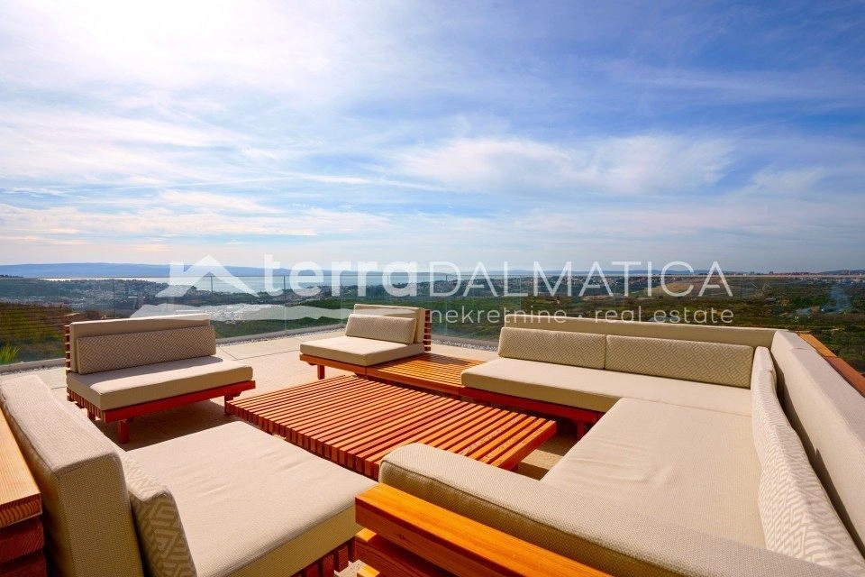 Luxusvilla in Split – mit Wellnessbereich und Panoramablick