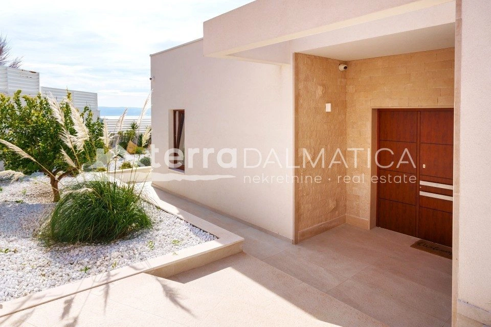 Luxusvilla in Split – mit Wellnessbereich und Panoramablick