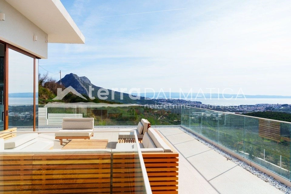 Luxusvilla in Split – mit Wellnessbereich und Panoramablick