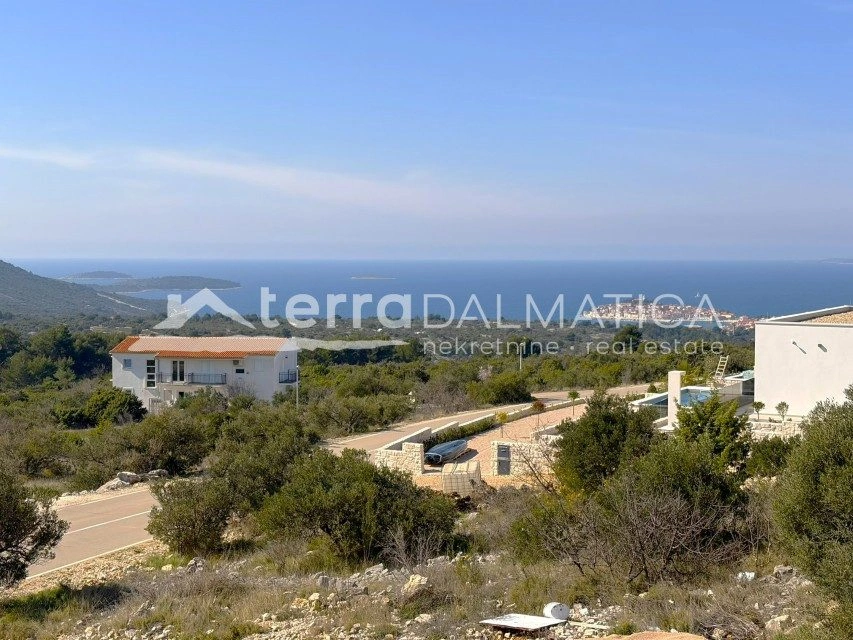 Moderní vila, Primošten – panoramatický výhled a bazén