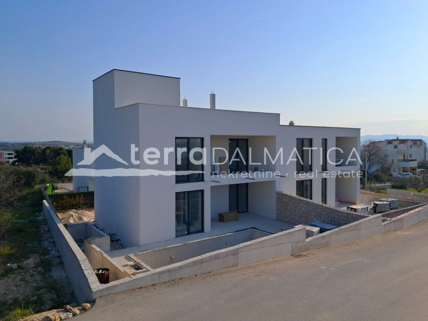 Haus in Vodice – Neubau mit Meerblick