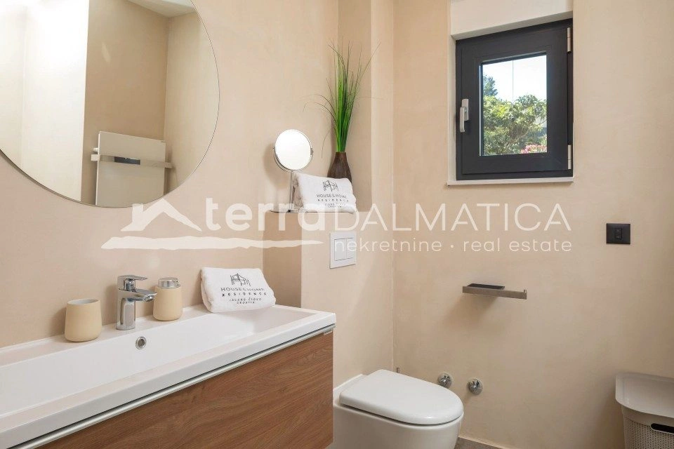 Stan s prekrasnim pogledom, Čiovo