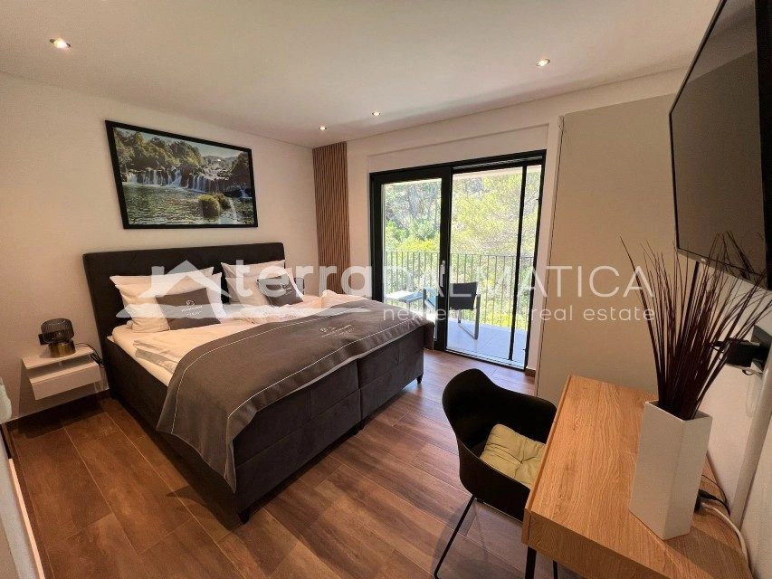 Stan s prekrasnim pogledom, Čiovo