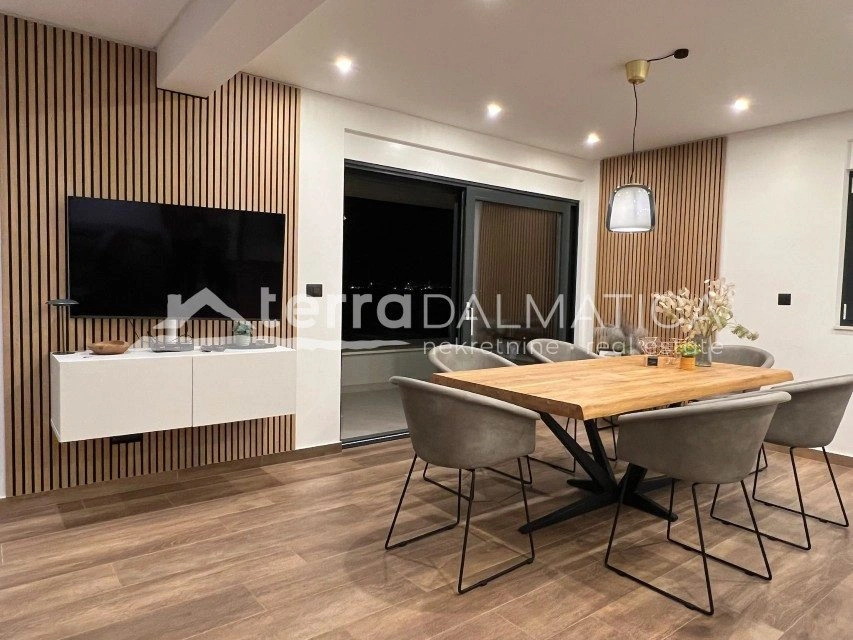 Stan s prekrasnim pogledom, Čiovo