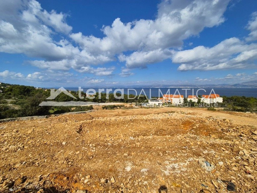 Exklusive Villa auf Brač – mit Aussicht und Pool