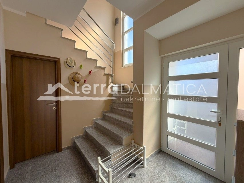 Modernes Haus, Vodice – Pool, Aussicht