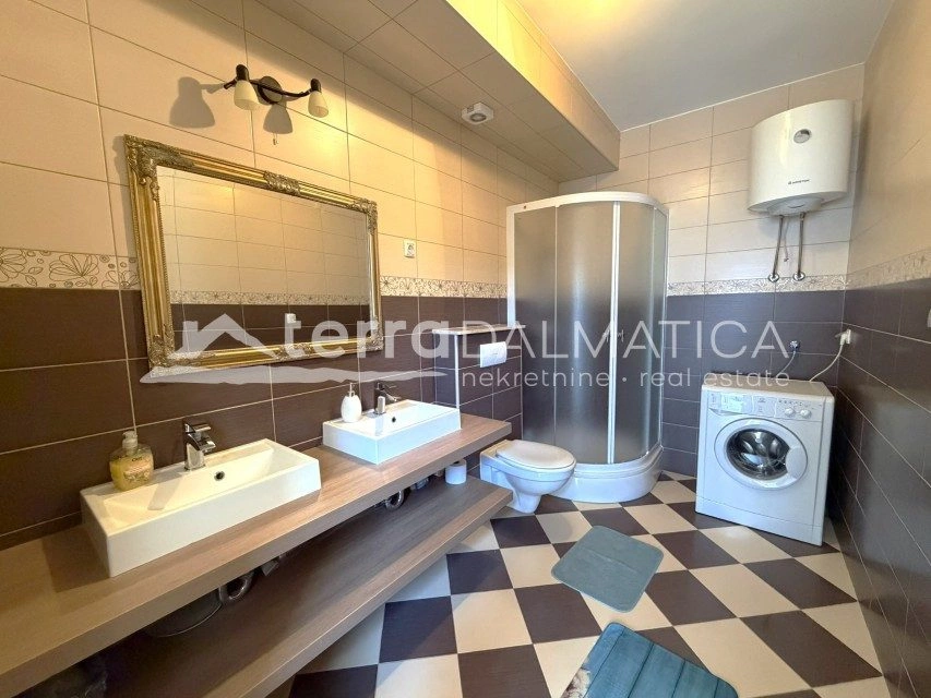 Modernes Haus, Vodice – Pool, Aussicht