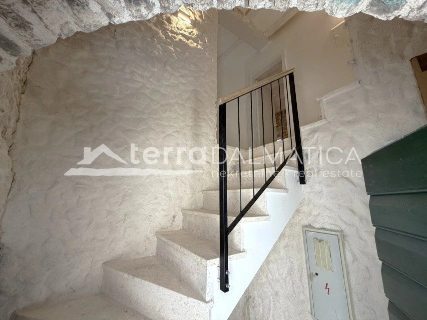 Authentisches dalmatinisches Haus, Šibenik – in Meeresnähe