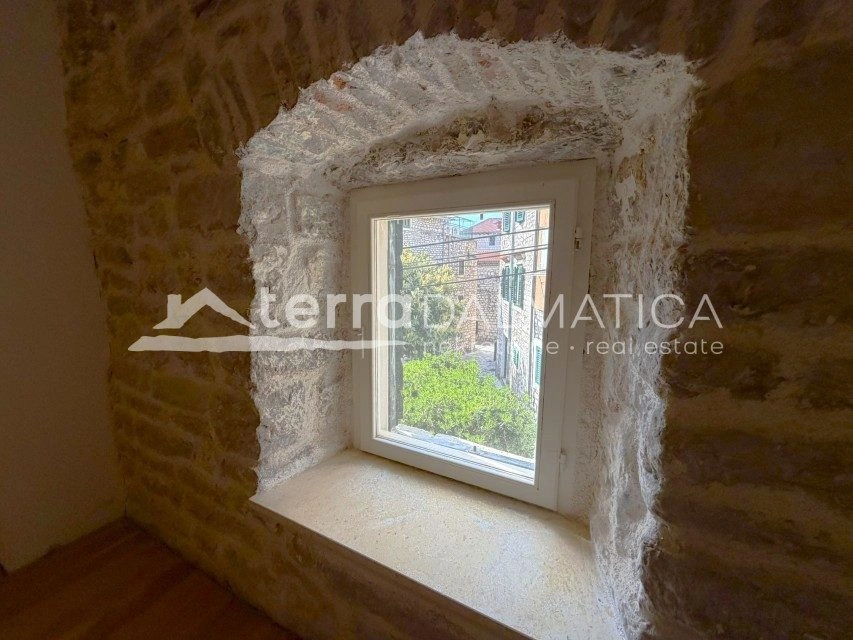 Authentisches dalmatinisches Haus, Šibenik – in Meeresnähe