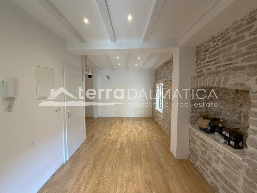 Authentisches dalmatinisches Haus, Šibenik – in Meeresnähe