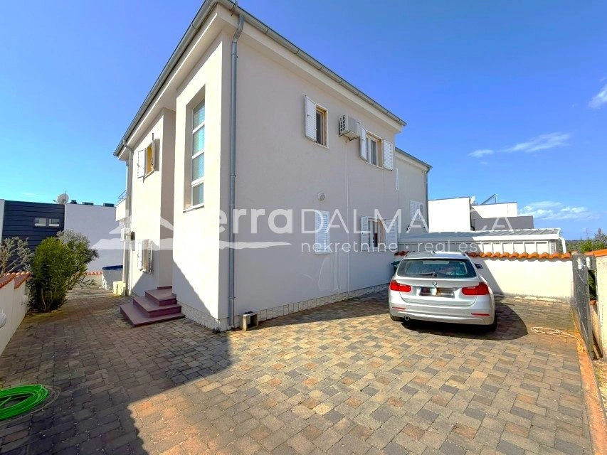 Modernes Haus, Vodice – Pool, Aussicht