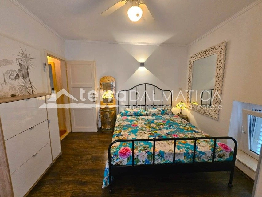 Authentisches dalmatinisches Steinhaus, Kaštel Lukšić