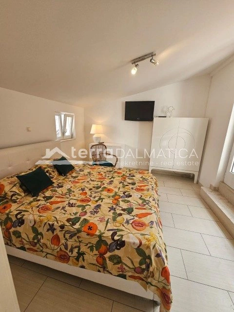 Authentisches dalmatinisches Steinhaus, Kaštel Lukšić