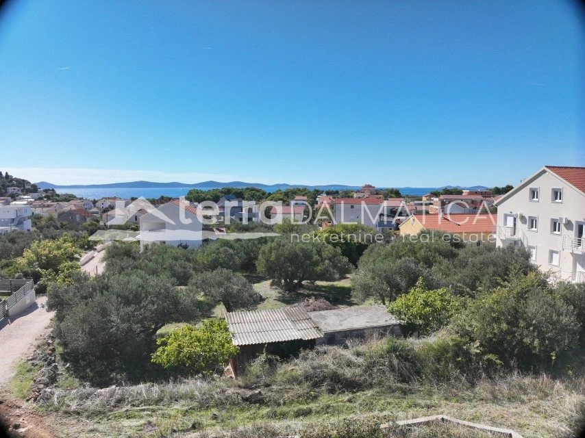 Apartment im Erdgeschoss des Tribunj S2 mit Swimmingpool und Terrassen