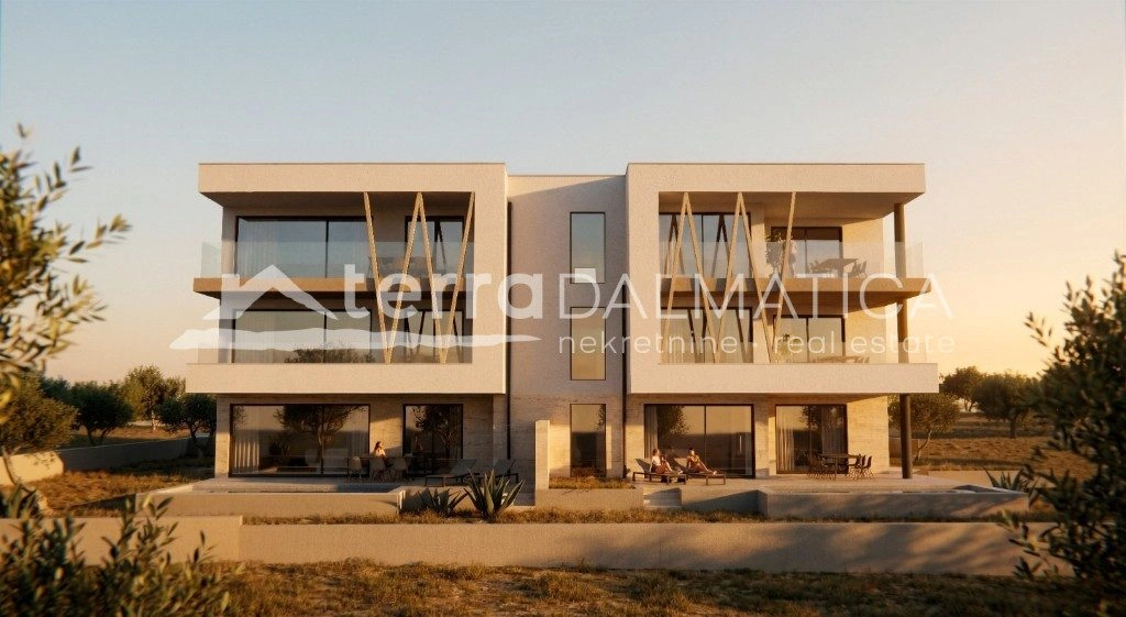 Apartment, Tribunj – S5, zweiter Stock mit überdachten Terrassen